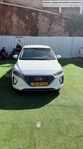מודעת רכב יונדאי איוניק