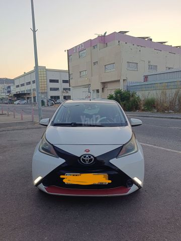מודעת רכב טויוטה אייגו