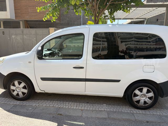 רנו קנגו