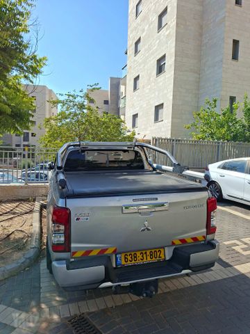 מיצובישי טרייטון / L200