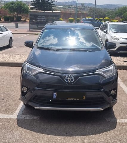 מודעת רכב טויוטה RAV4