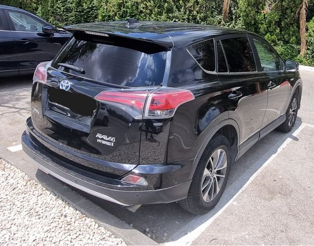 טויוטה RAV4