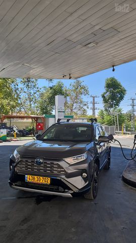 מודעת רכב טויוטה RAV4