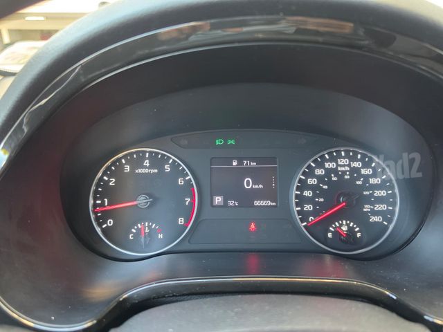 קיה סלטוס