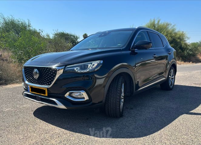 מודעת רכב אם ג'י EHS PHEV