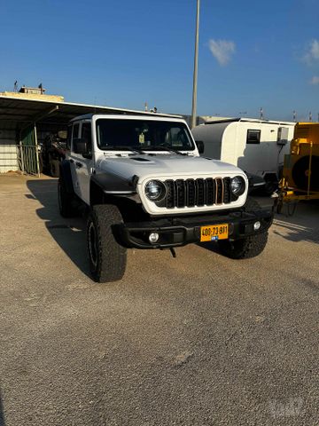 רנגלר Sport ארוך אוט׳ בנזין 2.0 (272 כ״ס)