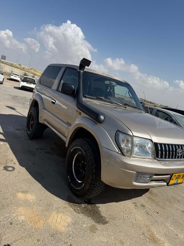 מודעת רכב טויוטה לנד קרוזר