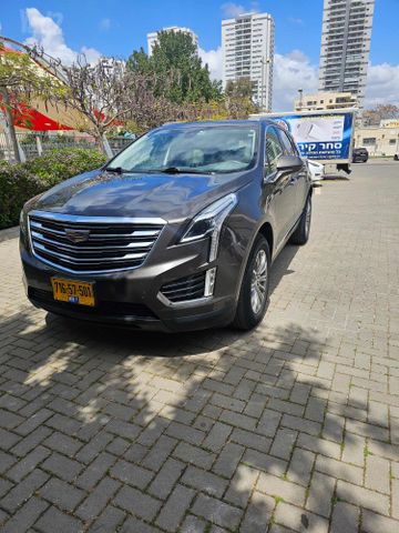 קאדילק XT5