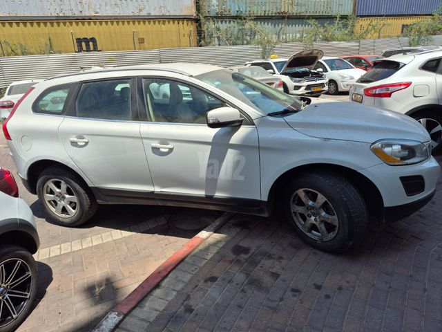 וולוו XC60