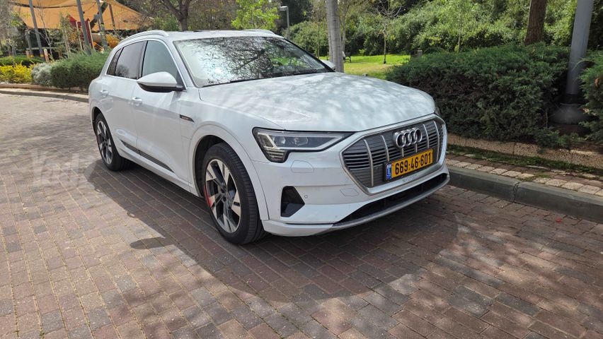 אאודי E-tron