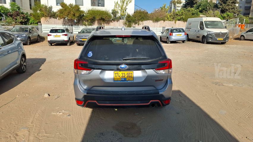 סובארו פורסטר