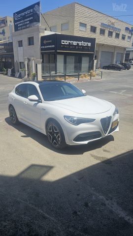 סטלביו Veloce אוט׳ 2.0 (280 כ״ס)