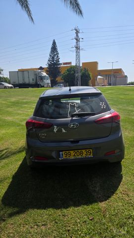 יונדאי i20