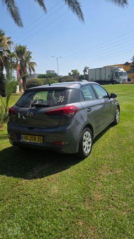 יונדאי i20