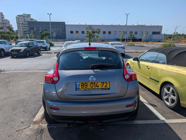 ניסאן ג'וק