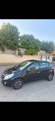 מודעת רכב יונדאי i20