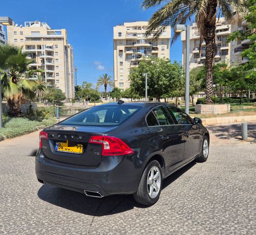 וולוו S60