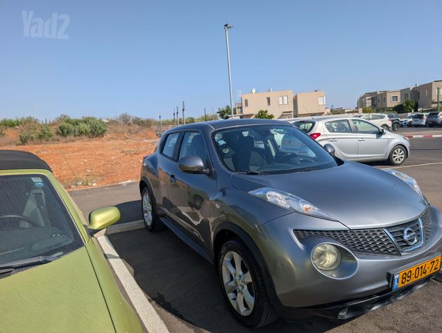 ניסאן ג'וק