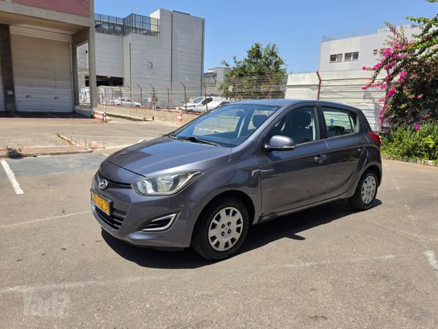 מודעת רכב יונדאי i20