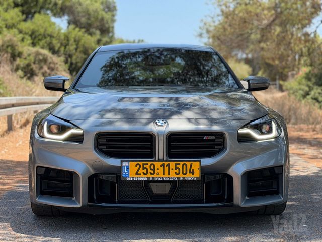 ב מ וו M2
