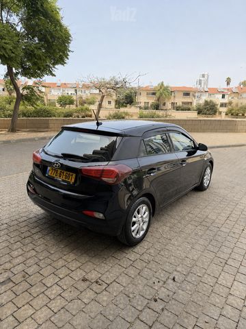 יונדאי i20