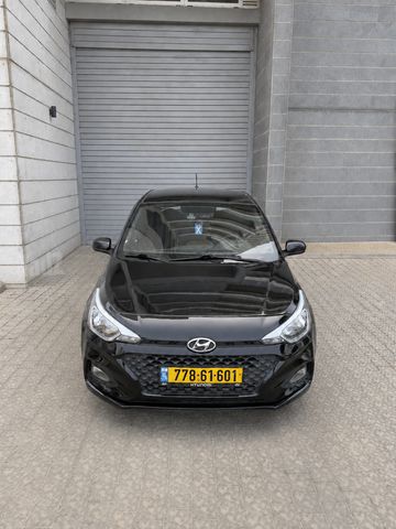 יונדאי i20