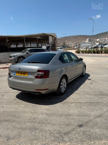 סקודה אוקטביה