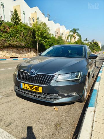מודעת רכב סקודה סופרב