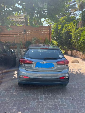 יונדאי i20