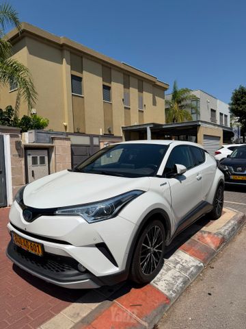 טויוטה C-HR