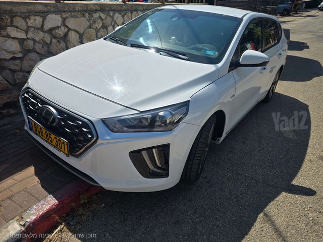 יונדאי איוניק