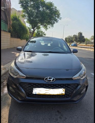 מודעת רכב יונדאי i20
