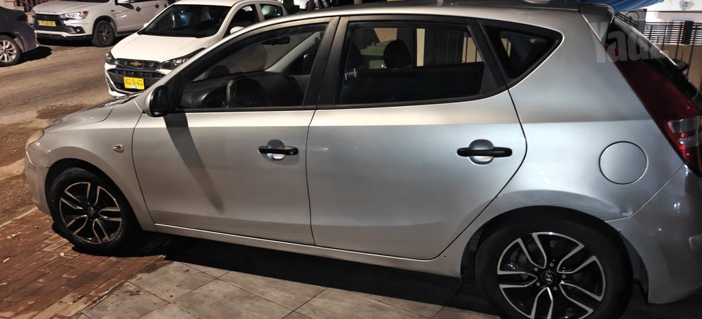 מודעת רכב יונדאי i30