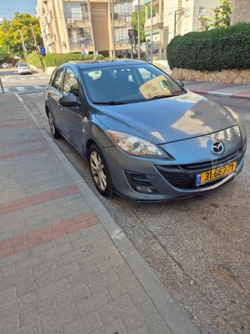 מאזדה 3