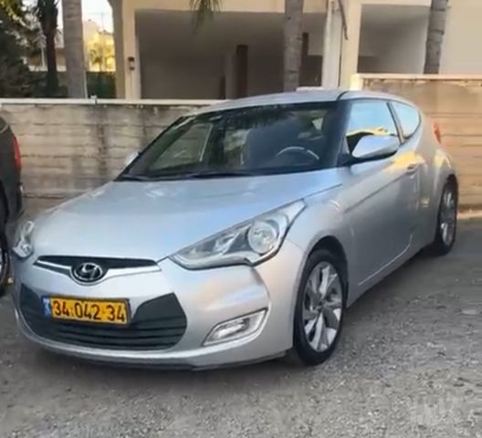 מודעת רכב יונדאי ולוסטר