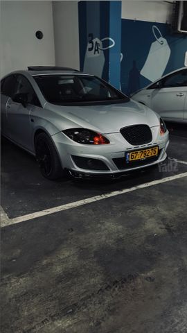 מודעת רכב סיאט לאון