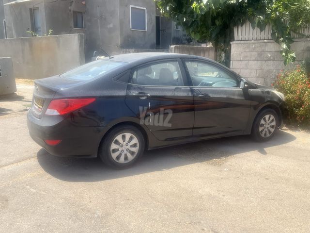 יונדאי אקסנט i25