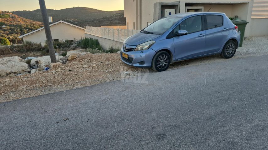 טויוטה יאריס