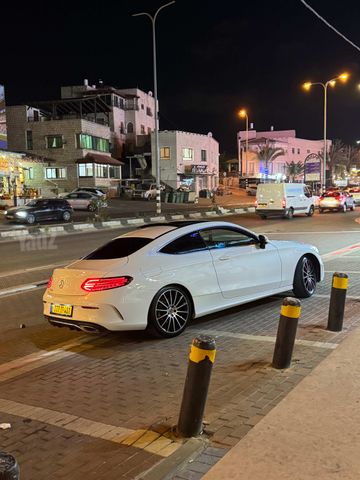 מודעת רכב מרצדס-בנץ C-class