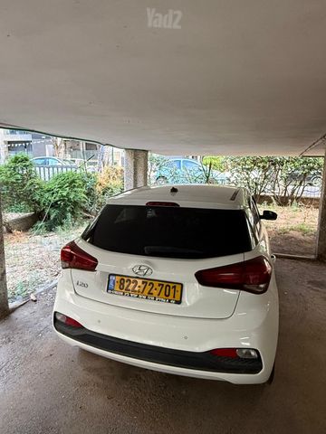 יונדאי i20