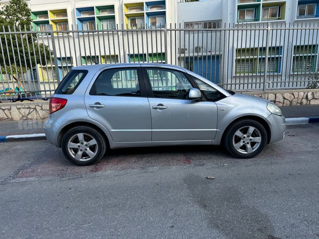 סוזוקי SX4