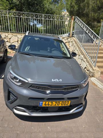 קיה סטוניק