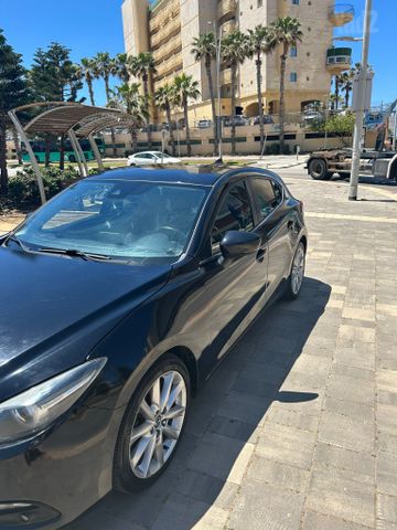 מאזדה 3