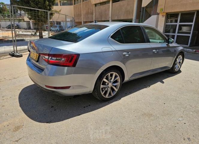 סקודה סופרב