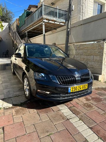 סקודה אוקטביה