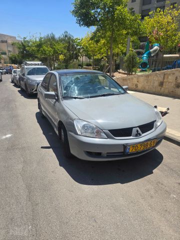 מיצובישי לנסר