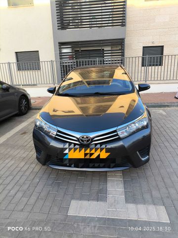 טויוטה קורולה
