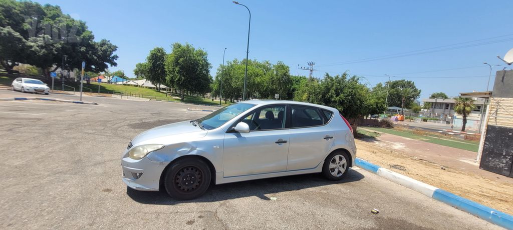 יונדאי i30