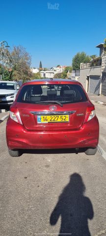 טויוטה יאריס