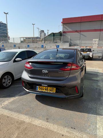יונדאי איוניק